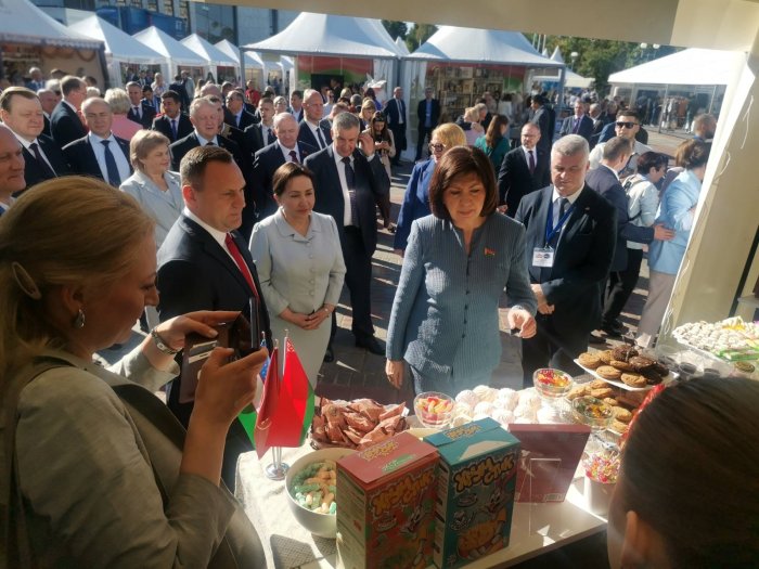 От деловых диалогов к реальным контрактам: ОАО «Красный пищевик» принимает участие в III Белорусско-узбекском женском бизнес-форуме. От деловых диалогов к реальным контрактам: ОАО «Красный пищевик» принимает участие в III Белорусско-узбекском женском бизнес-форуме.