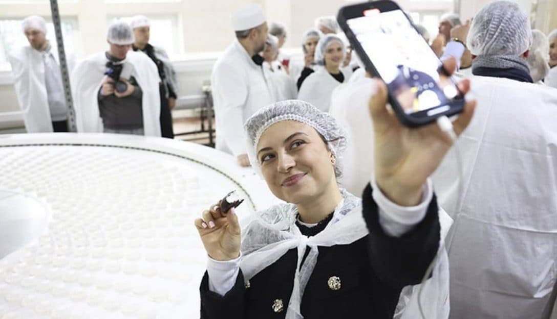 Экскурсия по фабрике
